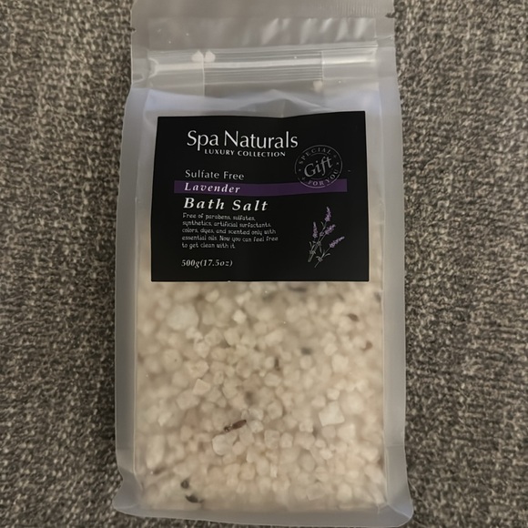 Set of 9 Bath Items - Spa Naturals, Disney, Paris, Greenbrier - Picture 2 of 9